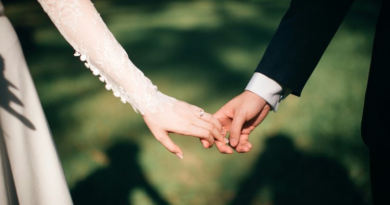 All-Inclusive vs. À La Carte: Which Wedding Package Wins? | Wedding Budgetly