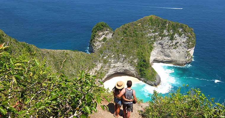 Honeymoon Budget Planning: From Bali to Banff Without Bankruptcy | Wedding Budgetly