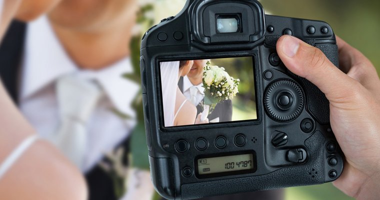 Wedding Photographer: Budget ($1,500) vs. Luxury ($8,000) | Wedding Budgetly